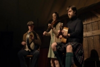 Outlander S04E03 WEB h264-CONVOY [eztv]