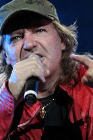 Discografia.vasco.rossi.1978.2008.[NwP].rar