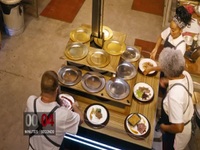 Next Level Chef S01E02 480p x264-mSD EZTV Next Level Chef S01E02 480p x264-mSD EZTV