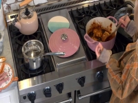 Selena plus Chef S02E06 480p x264-mSD EZTV Selena plus Chef S02E06 480p x264-mSD EZTV