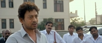 Piku 2015 720p BluRay x265 10bit HEVC Hindi [AvRips]