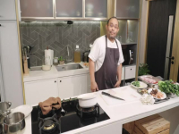 MarkKim plus Chef S01E08 480p x264-mSD EZTV MarkKim plus Chef S01E08 480p x264-mSD EZTV